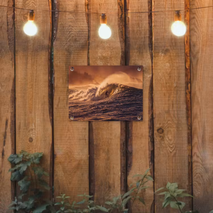 Surfer - Golf - Oceaan - Sport - Oranje tuinposter los doek klein -sfeer1