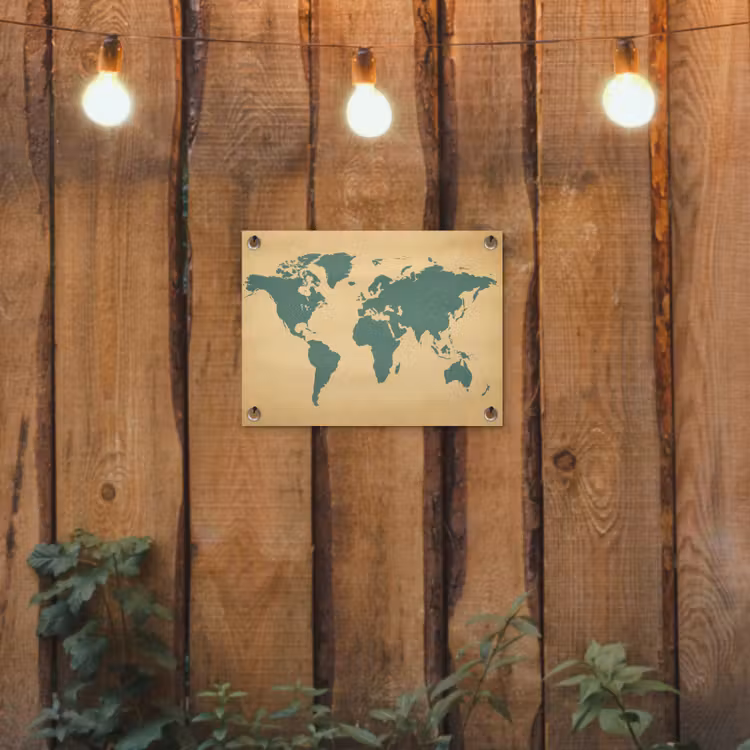 Wereldkaart - Egaal groen - Minimalistisch tuinposter los doek klein -sfeer1