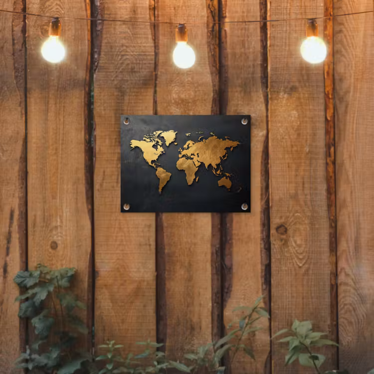 Wereldkaart - Ruwe textuur - Scherpe contouren - Zwart tuinposter los doek klein -sfeer1