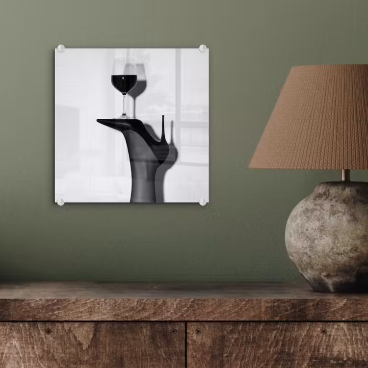 Hak - Wijn - Minimalistisch - Zwart plexiglas 5mm klein -sfeer3