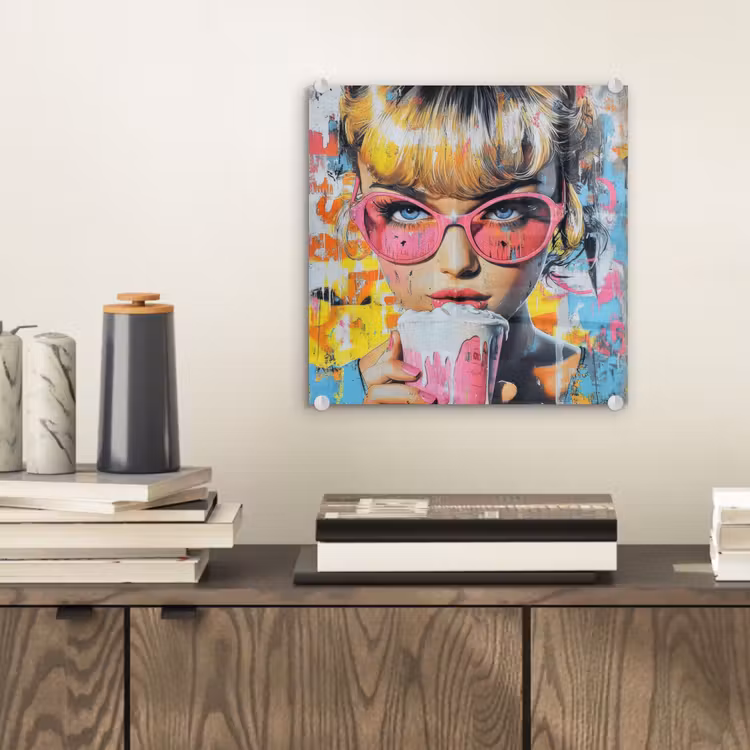 Expressief - Milkshake - Vrouw - Felle kleuren plexiglas 5mm klein -sfeer1