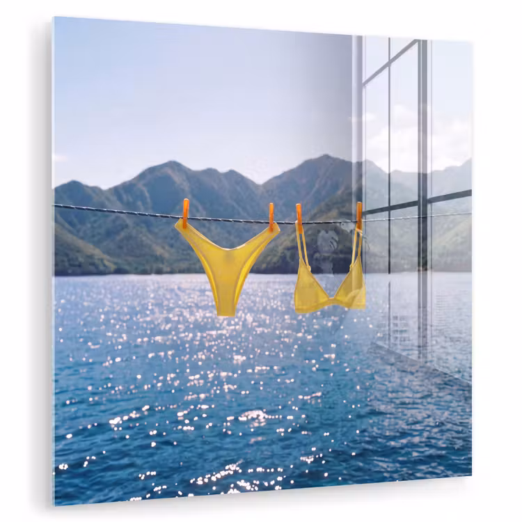 Glasbild - Bademode – Bikini – Meer – Berge – Gelb - Badmode - Bikini - Zee - Bergen - Geel plexiglas 5mm klein