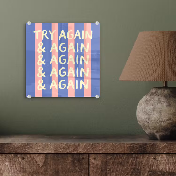 Try again - Strepen - Roze - Verticaal - Blauw plexiglas 5mm klein -sfeer3