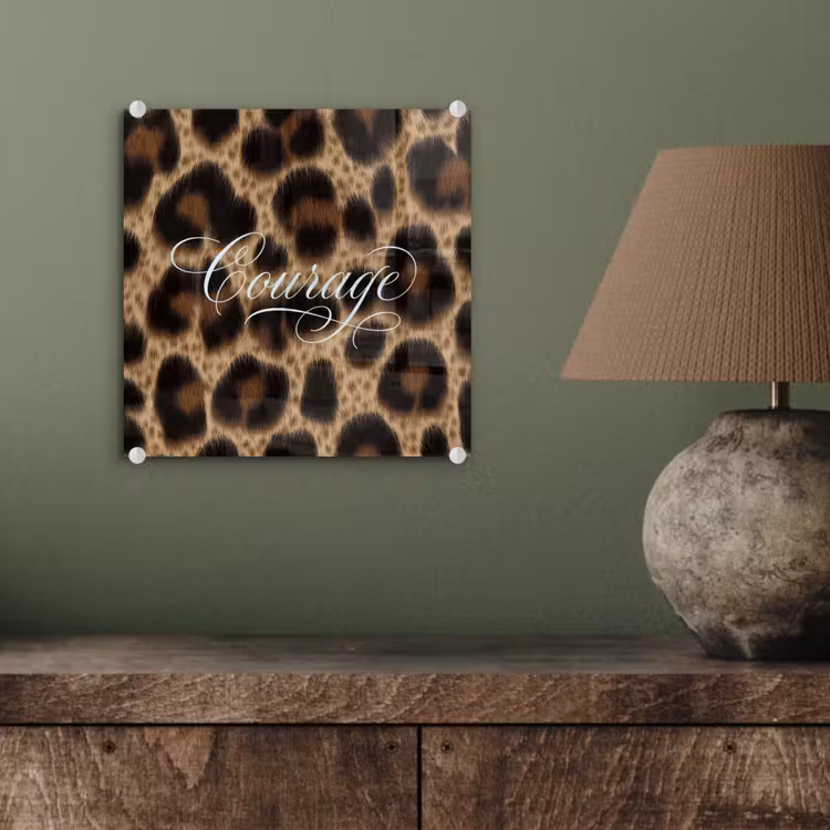 Luipaardprint - Bruin - Courage - Sierlijk plexiglas 5mm klein -sfeer3