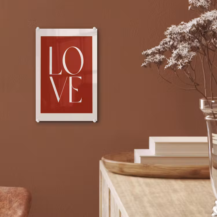 Love - Rood - Minimalistisch plexiglas 5mm klein -sfeer5