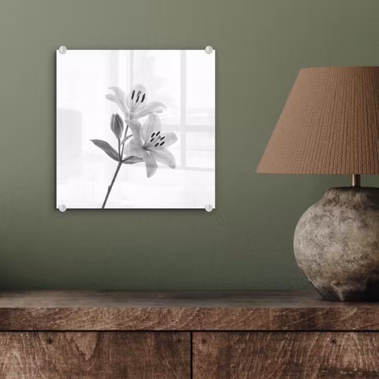 Lelies - Elegant - Zwart - Wit plexiglas 5mm klein -sfeer3