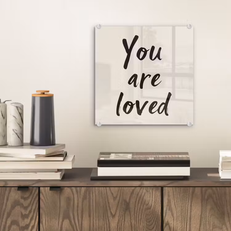 Minimalistisch - Beige - Love plexiglas 5mm klein -sfeer1