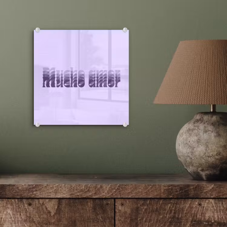 Mucho amor - Paars - Gelaagde letters plexiglas 5mm klein -sfeer3