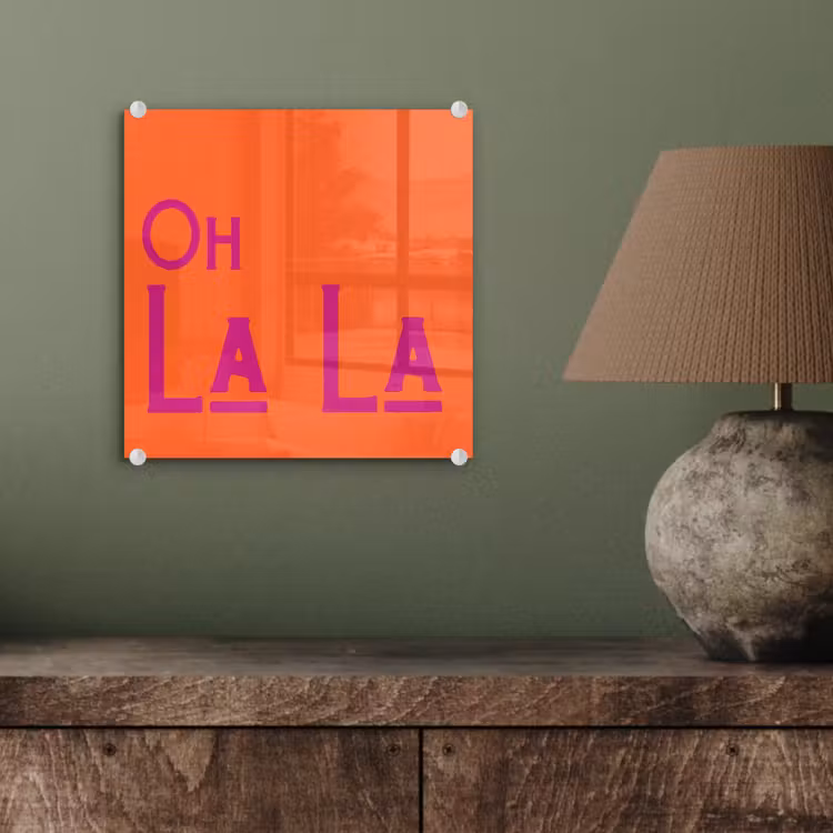 Oh la la - Oranje - Roze - Scheeflettertype plexiglas 5mm klein -sfeer3