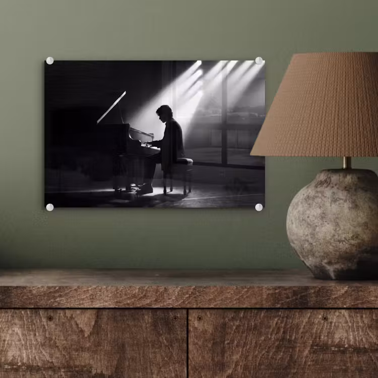 Persoon - Piano - Muziek - Zwart-wit - Podium plexiglas 5mm klein -wsfeer2_DE