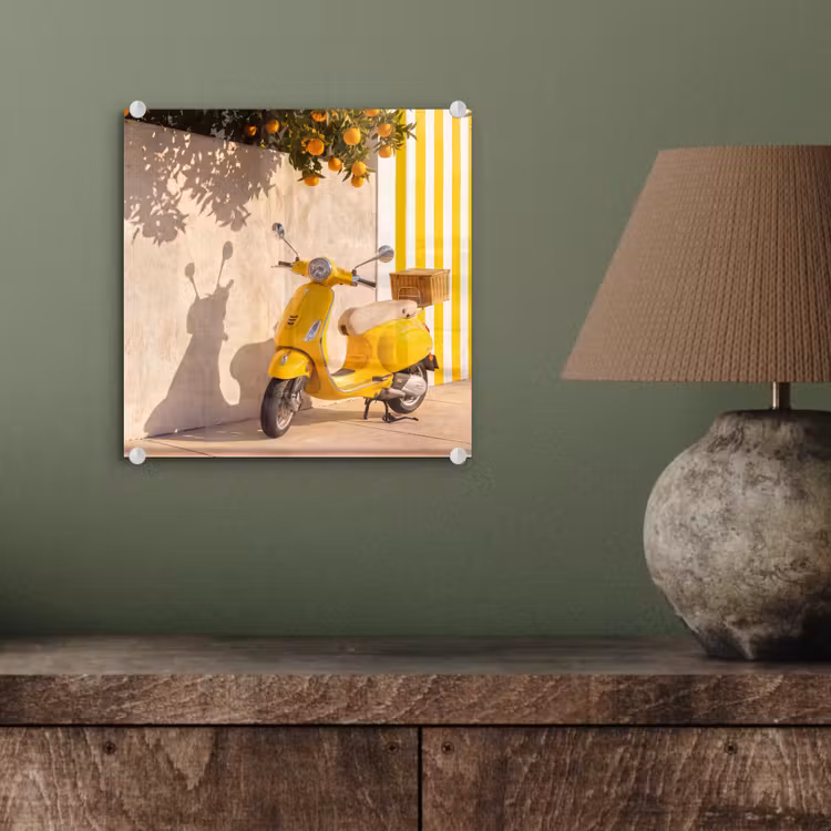 Glasbild - Roller – Natur – Sommer – Gelb – Mittelmeer - Scooter - Natuur - Zomer - Geel - Mediterraan plexiglas 5mm klein