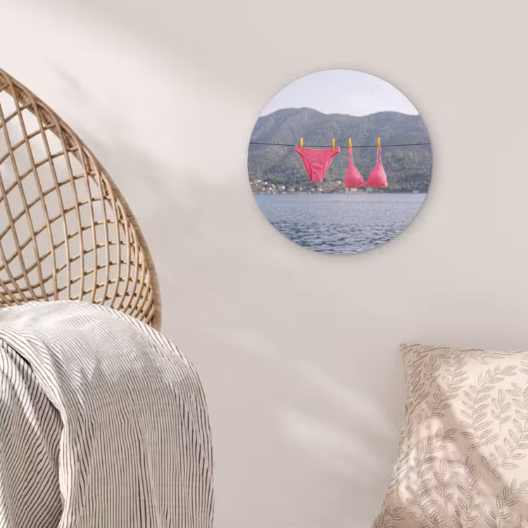 Glasbild Rund - Kleidung – Bademode – Wäscheleine – Sommer – Rosa - Kleding - Badkleding - Waslijn - Zomer - Roze Wandcirkel plexiglas klein