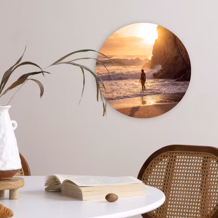 Glasbild Rund - Menschen – Ozean – Sonnenuntergang – Küste – Gold - Mensen - Oceaan - Zonsondergang - Kust - Goud Wandcirkel plexiglas klein