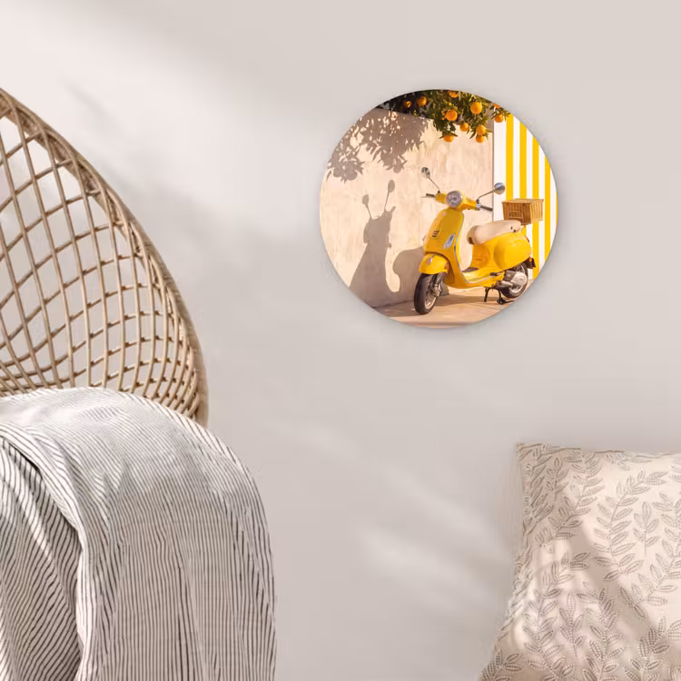 Glasbild Rund - Roller – Natur – Sommer – Gelb – Mittelmeer - Scooter - Natuur - Zomer - Geel - Mediterraan Wandcirkel plexiglas klein