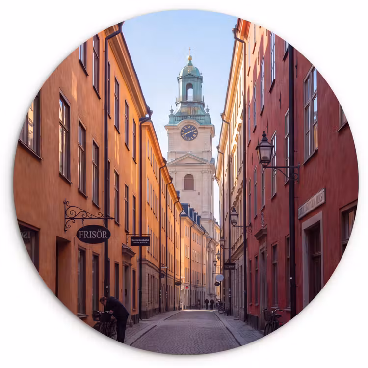 Glasbild Rund - Straße – Glockenturm – Stadt – Architektur – Historisch - Straat - Klokkentoren - Stad - Architectuur - Historisch Wandcirkel plexiglas klein