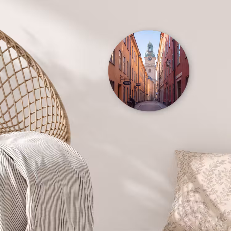 Glasbild Rund - Straße – Glockenturm – Stadt – Architektur – Historisch - Straat - Klokkentoren - Stad - Architectuur - Historisch Wandcirkel plexiglas klein