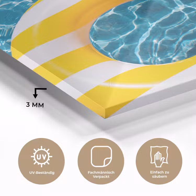 Glasbild - Schwimmbad – Schwimmringe – Sommer – Gelb – Blau - Zwembad - Zwembanden - Zomer - Geel - Blauw plexiglas 5mm klein