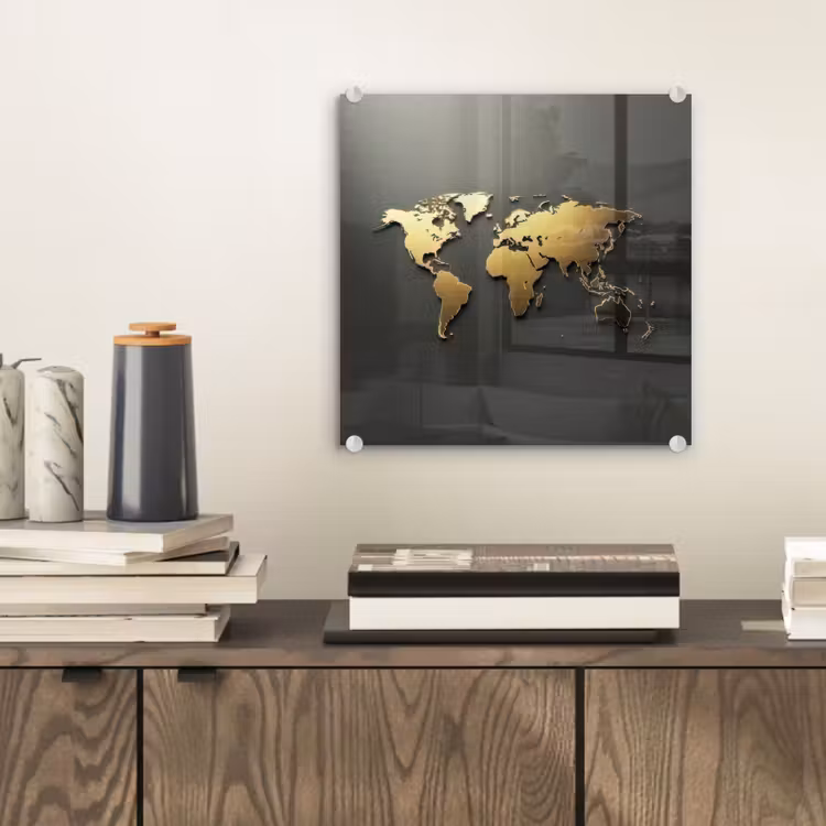 Wereldkaart - Minimalistisch - Gouden afwerking plexiglas 5mm klein -sfeer1