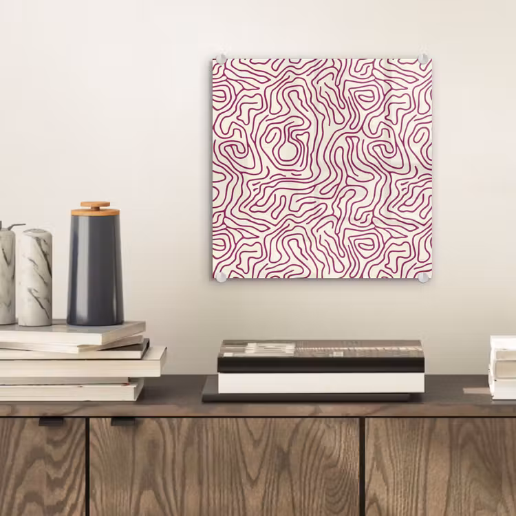 Kronkelende lijn - Magenta - Crème plexiglas 5mm klein 11 -sfeer1