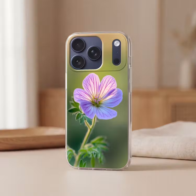 Bloem - Close up - Paars Telefoonhoesje iPhone 17 Pro klein -sfeer2