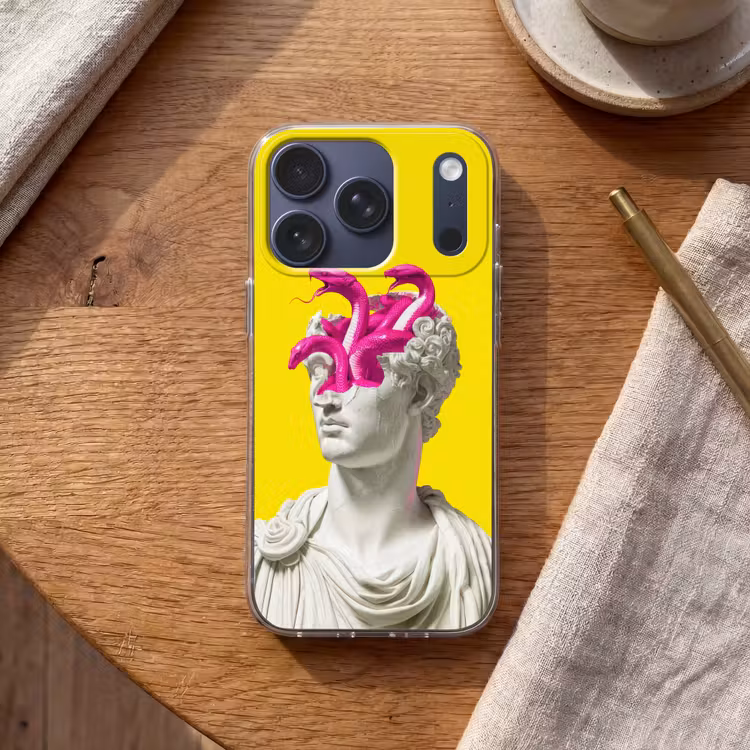 Buste - Slangen - Geel Telefoonhoesje iPhone 17 Pro klein -sfeer1