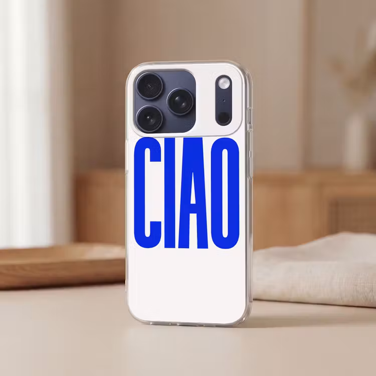Ciao - Hoofdletters - Blauw - Minimalistisch Telefoonhoesje iPhone 17 Pro klein -sfeer2