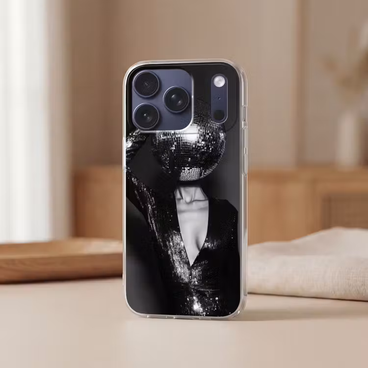 Discobal - Gezicht - Glamour - Zwart Telefoonhoesje iPhone 17 Pro klein -sfeer2