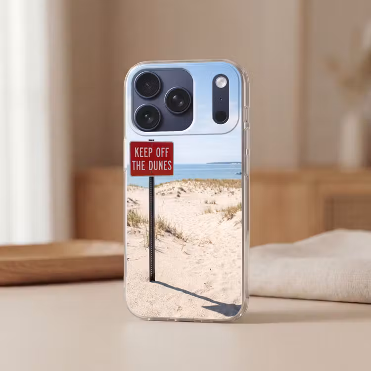Duin - Bord - Kust - Landschap - Rood Telefoonhoesje iPhone 17 Pro klein -sfeer2