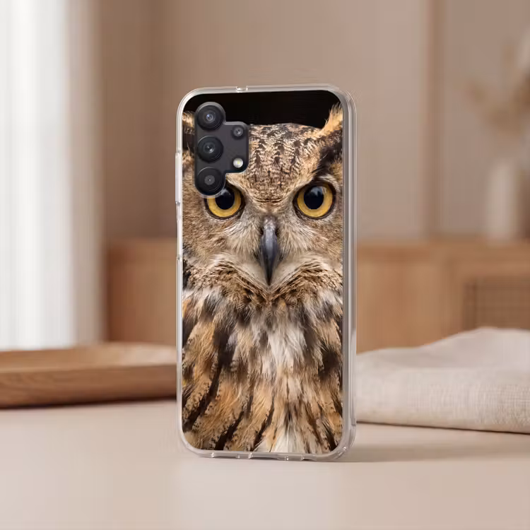 Oehoe - Uil - Portret - Bruin Telefoonhoesje Samsung Galaxy A32 5G klein -sfeer2