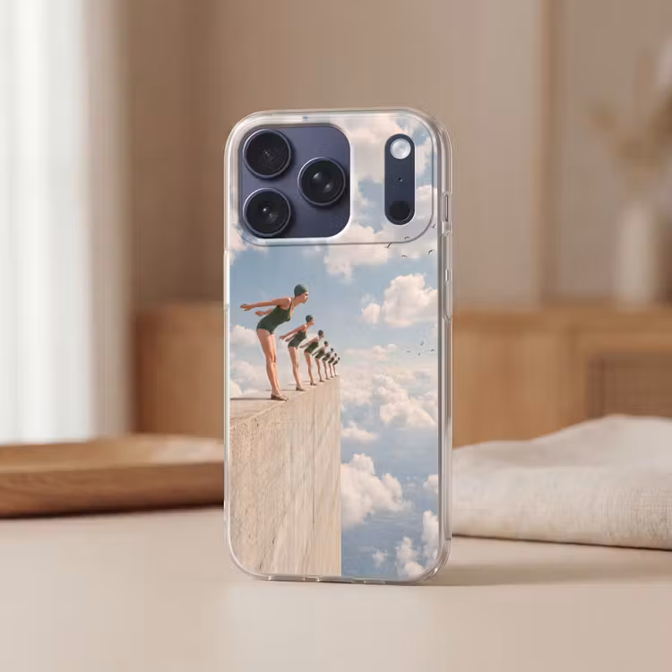 Handyhülle - Frauen – Tauchhaltung – Wolken - Vrouwen - Duikhouding - Wolken Telefoonhoesje iPhone 17 Pro klein