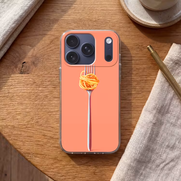 Vork - Spaghetti - Artistiek - Roze Telefoonhoesje iPhone 17 Pro klein -sfeer1