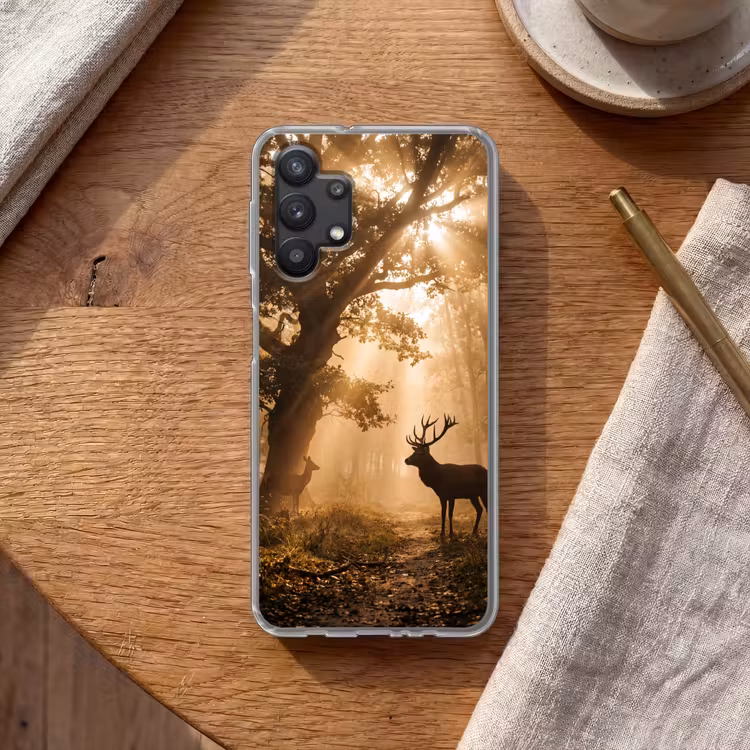 Hert - Bos - Mistig - Natuur - Goud Telefoonhoesje Samsung Galaxy A32 5G klein -sfeer1