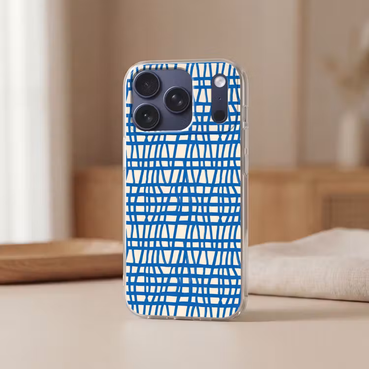Ruitpatroon - Blauw - Crème Telefoonhoesje iPhone 17 Pro klein 878 -sfeer2