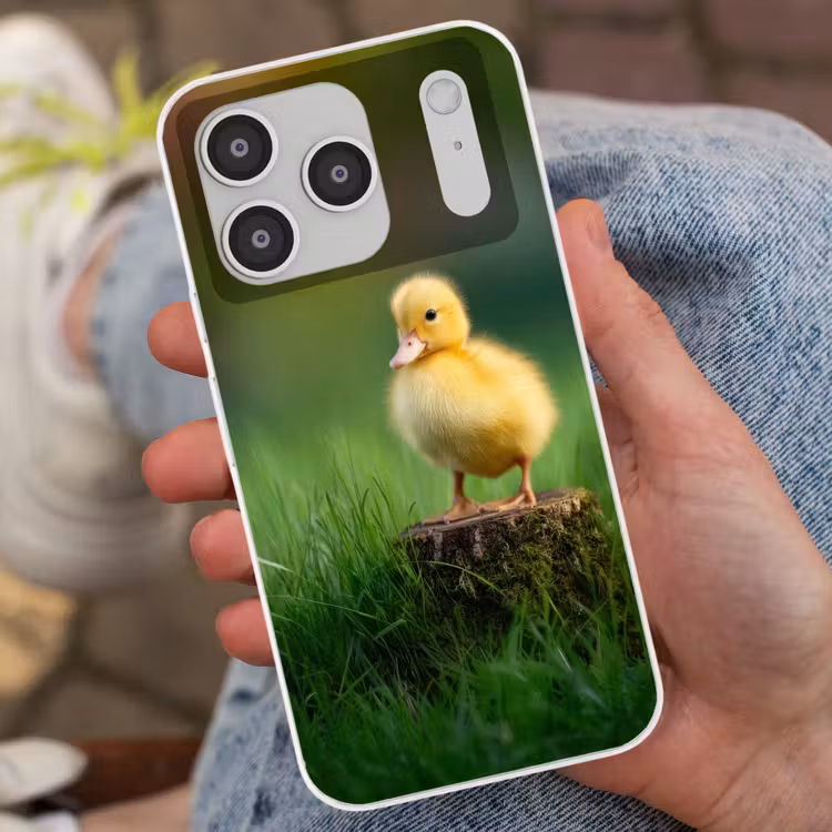 Kuiken - Eend - Geel - Gras Telefoonhoesje iPhone 17 Pro klein -sfeer2