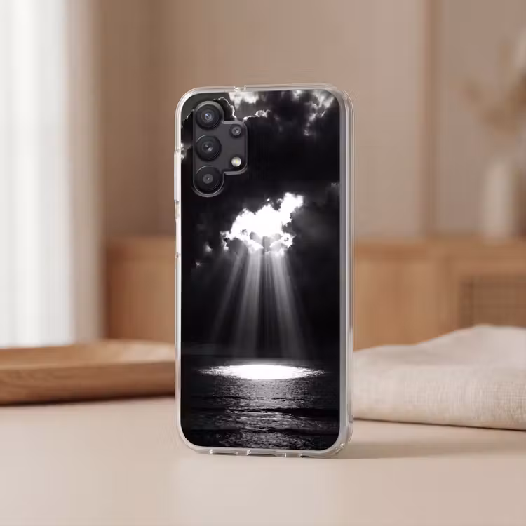 Licht - Wolken - Zee - Zwart-wit - Natuur Telefoonhoesje Samsung Galaxy A32 5G klein -sfeer2