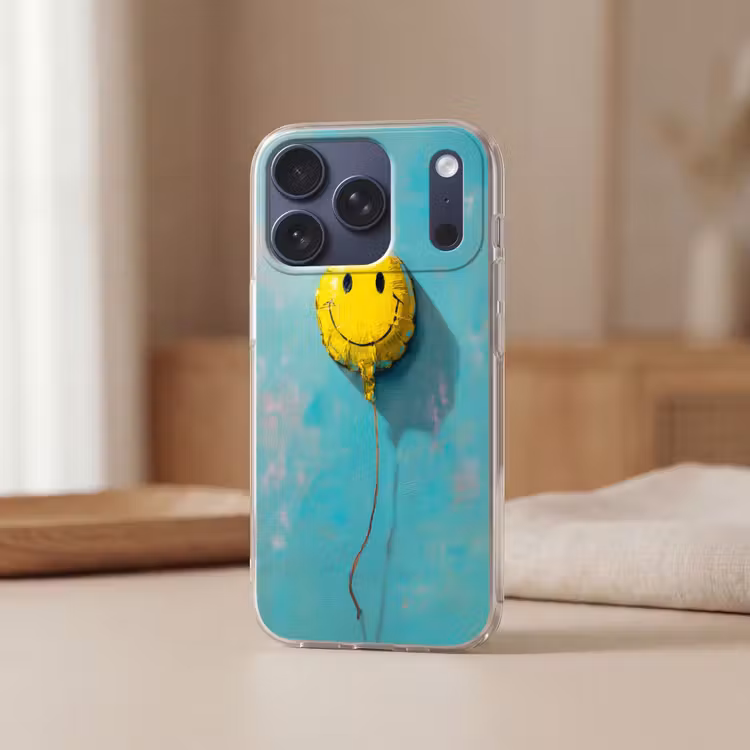 Ballon - Geel - Smiley Telefoonhoesje iPhone 17 Pro klein -sfeer2