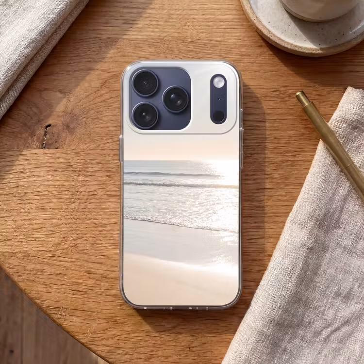 Zee - Zon - Zand Telefoonhoesje iPhone 17 Pro klein -sfeer1