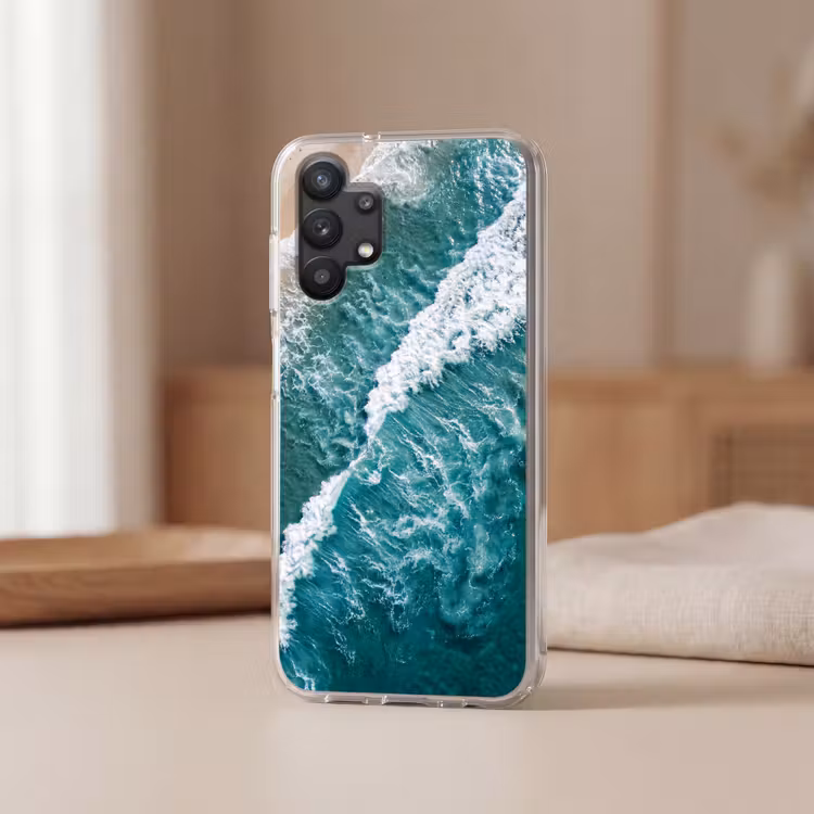 Zee - Strand - Golven - Natuur - Blauw Telefoonhoesje Samsung Galaxy A32 5G klein -sfeer2