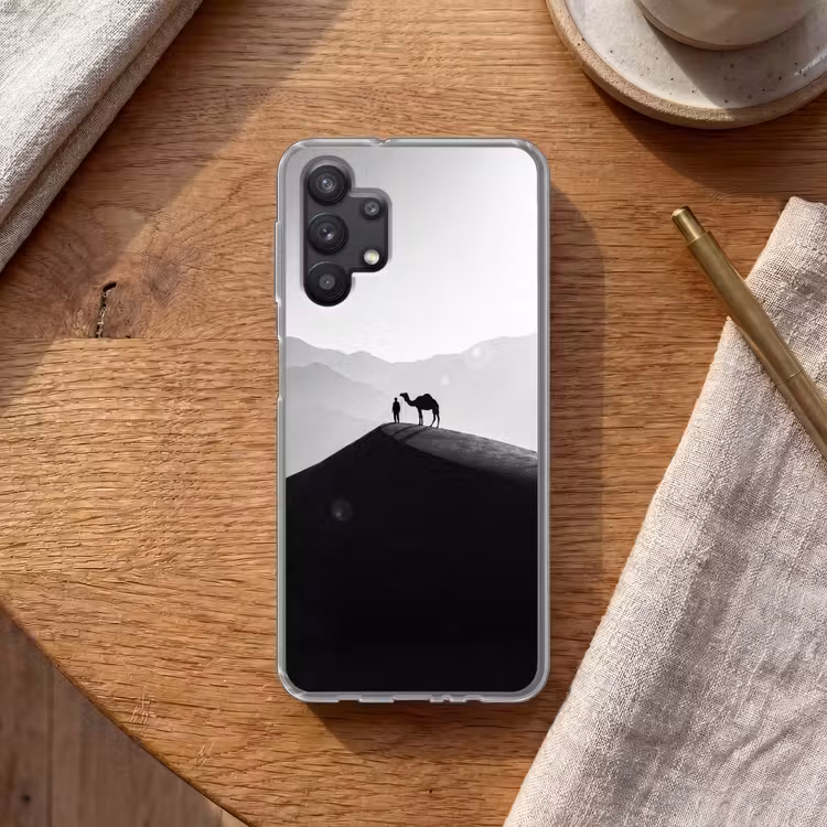 Mens - Kameel - Zandduin - Natuur - Monochroom Telefoonhoesje Samsung Galaxy A32 5G klein -sfeer1