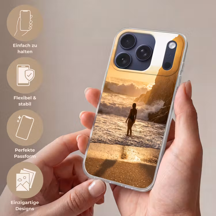 Mensen - Oceaan - Zonsondergang - Kust - Goud Telefoonhoesje iPhone 17 Pro klein -sfeer3_DE