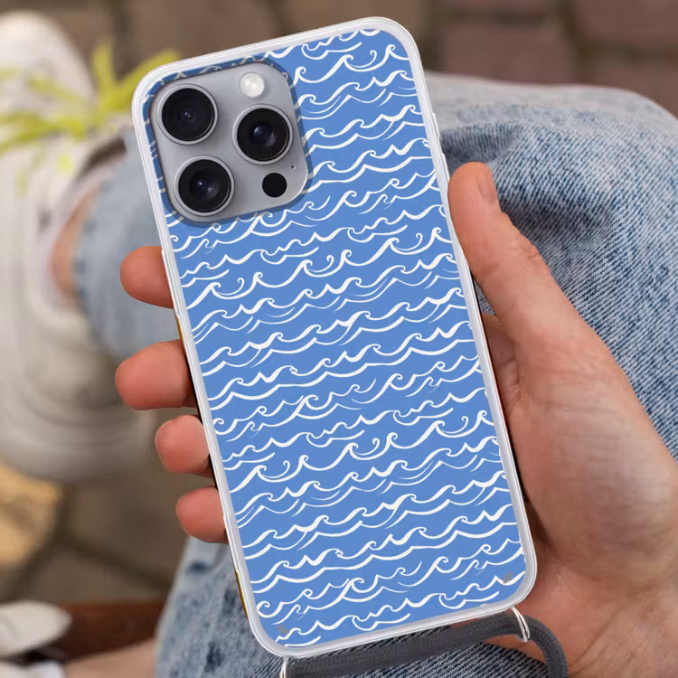 Blauw - Wit - Simpel - Getekend - Golven Hoesje iPhone 16 Pro Max met koord klein 804 -sfeer3
