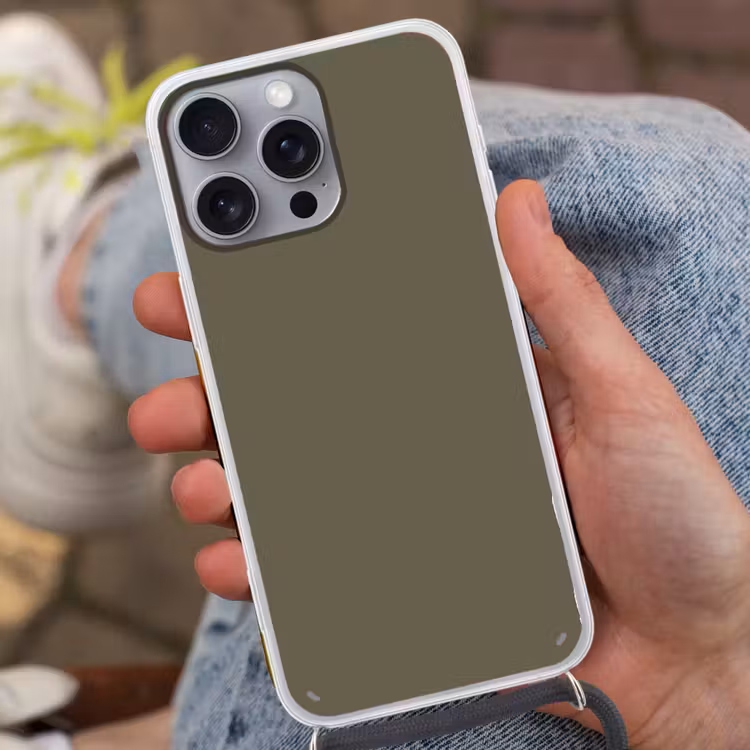 Deep - Khaki - Groen Hoesje iPhone 16 Pro Max met koord klein 804 -sfeer3