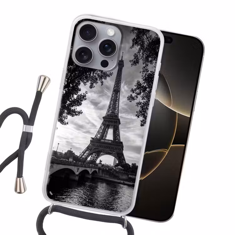 Eiffeltoren - Parijs - Rivier - Architectuur - Zwart-wit Hoesje iPhone 16 Pro Max met koord klein -sfeer1