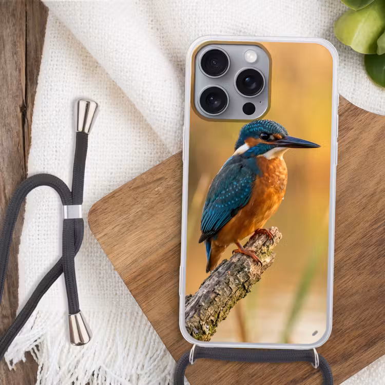 IJsvogel - Tak - Water - Kleurrijk - Levendig Hoesje iPhone 16 Pro Max met koord klein -sfeer4