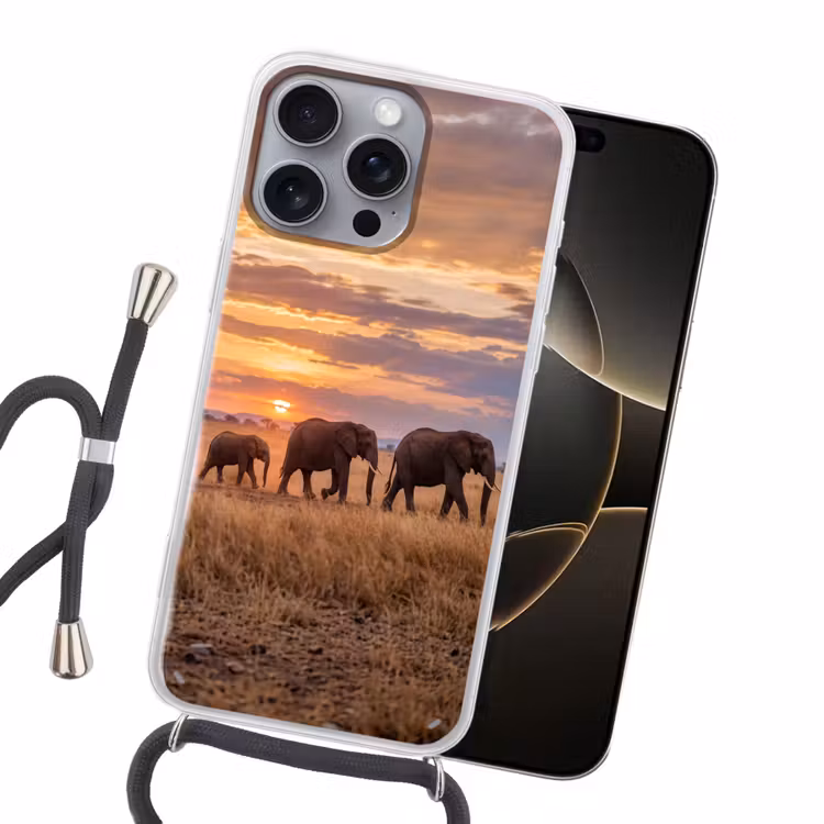 Olifanten - Savanne - Zonsondergang - Afrika - Warm Hoesje iPhone 16 Pro Max met koord klein -sfeer1