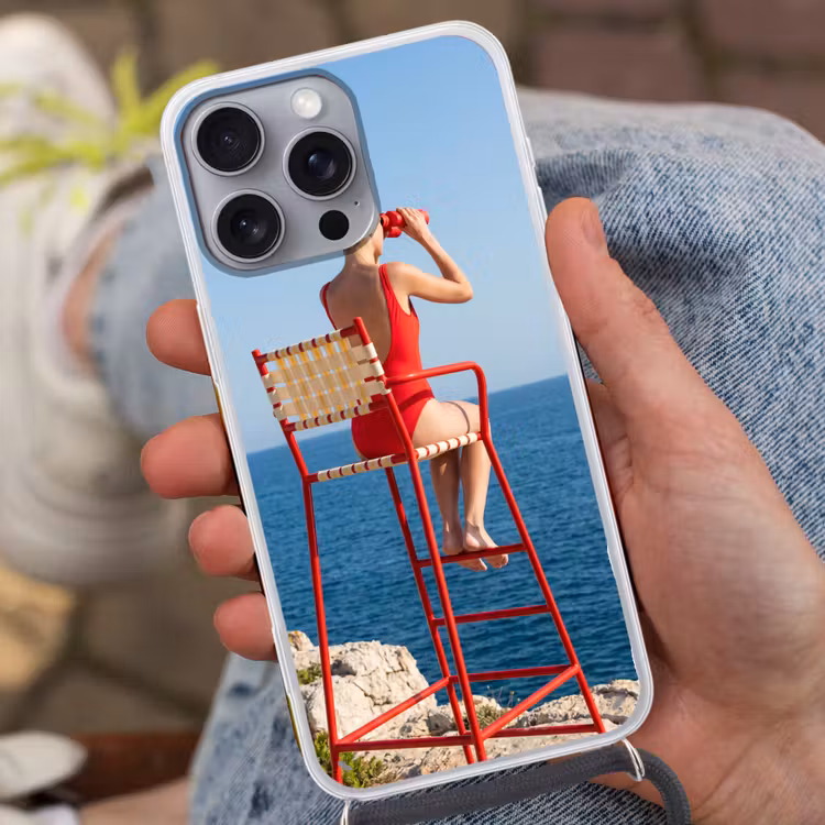 Vrouw - Zee - Kust - Verrekijker - Rood Hoesje iPhone 16 Pro Max met koord klein -sfeer3