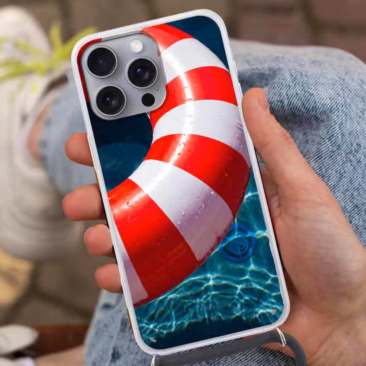 Recreatie - Water - Zomer - Rood - Wit Hoesje iPhone 16 Pro Max met koord klein -sfeer3