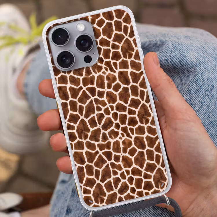 Giraf - Vacht - Klassiek - Bruin Hoesje iPhone 16 Pro Max met koord klein -sfeer3