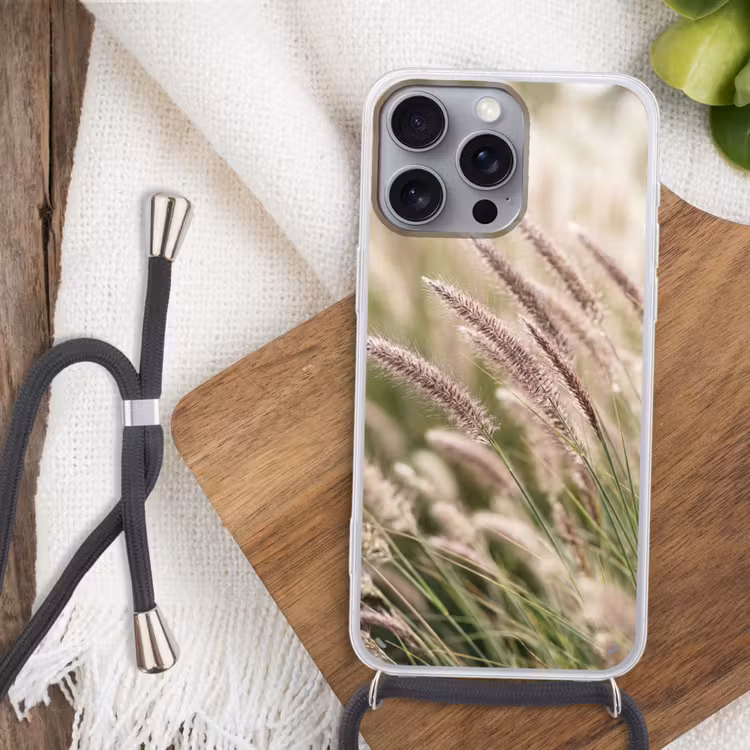 Gras - Close up - Groen Hoesje iPhone 16 Pro Max met koord klein -sfeer4