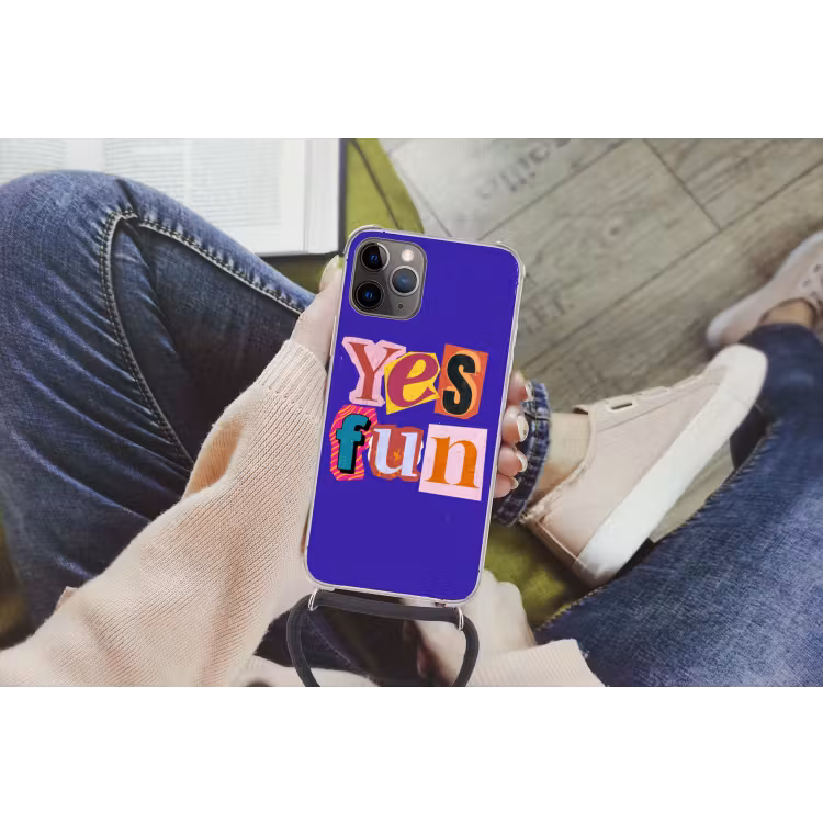 Yes fun - Kleurrijk - Collage-stijl Hoesje iPhone 12 Pro met koord klein -hand